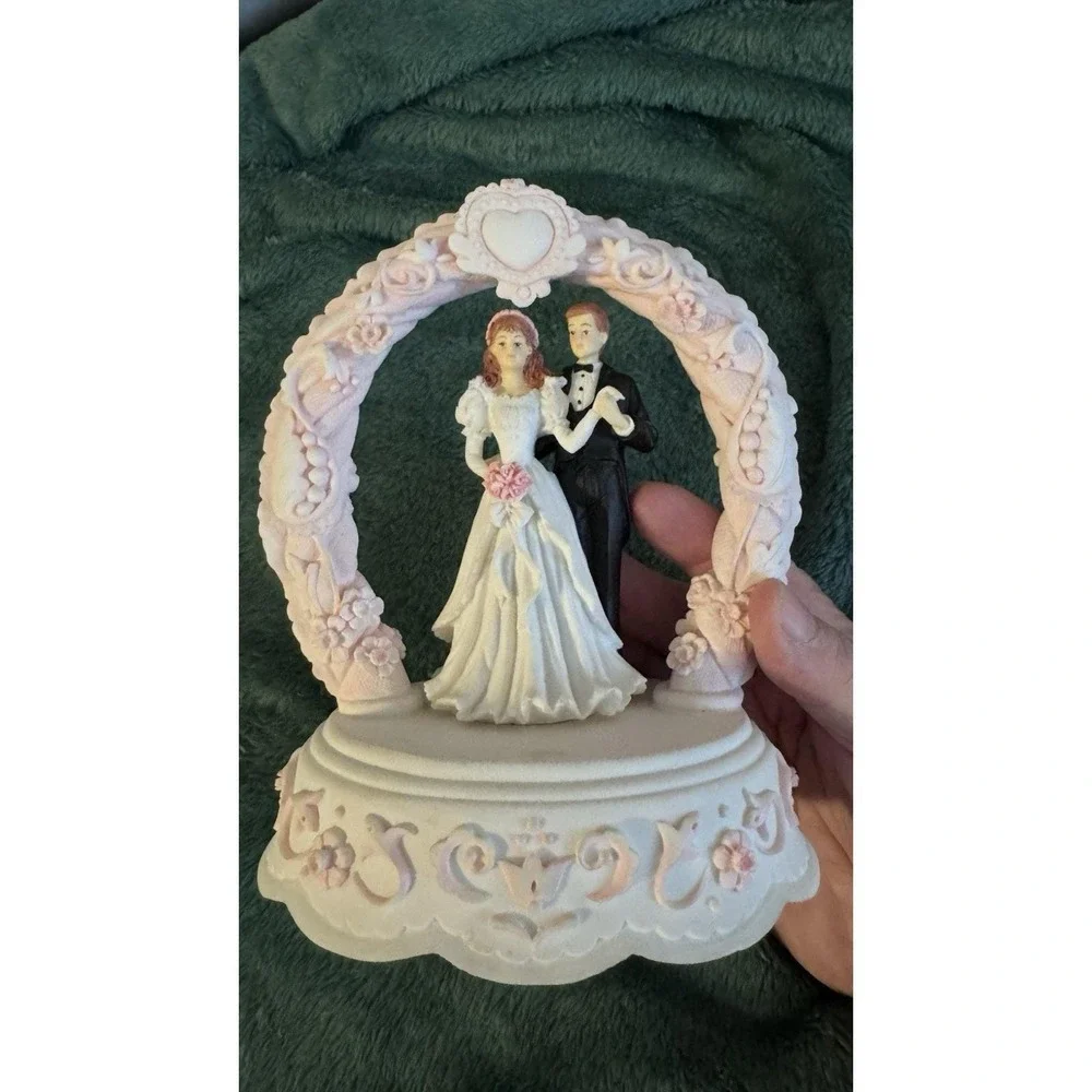 Vtg 1992 San Francisco Music Box Bride & Groom CAKE TOPPER Both Red Hair